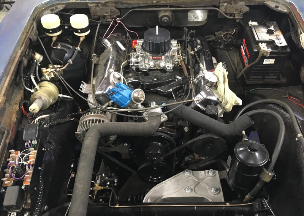 Jensen FF engine bay